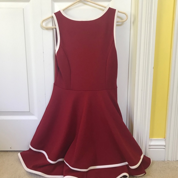 Vintage Style Red Dress - Picture 2 of 3